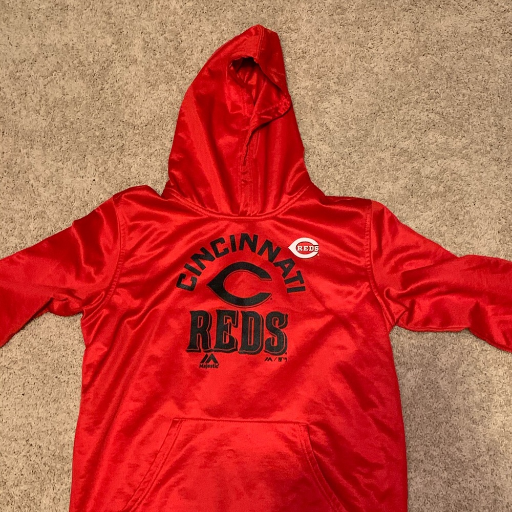 Cincinnati reds sweatshirt